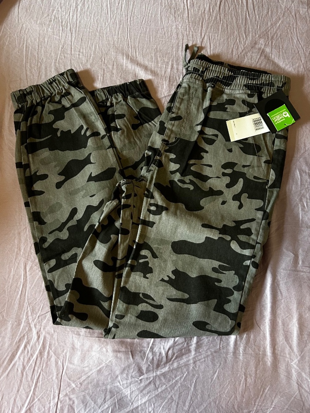 NWT Boys Camo Pull On Cargo Pants